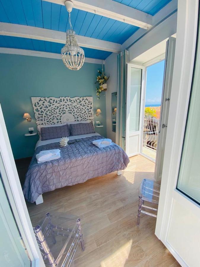 Fior Dei Carmeliti Rooms And Parking Tropea Eksteriør bilde
