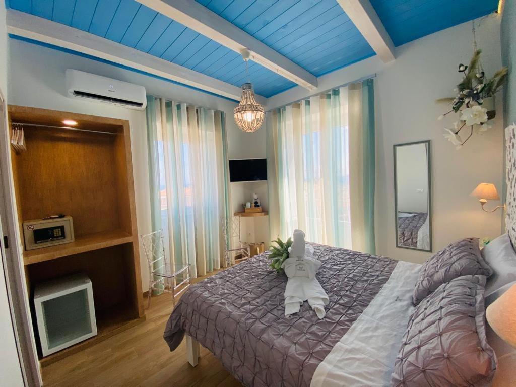 Fior Dei Carmeliti Rooms And Parking Tropea Eksteriør bilde